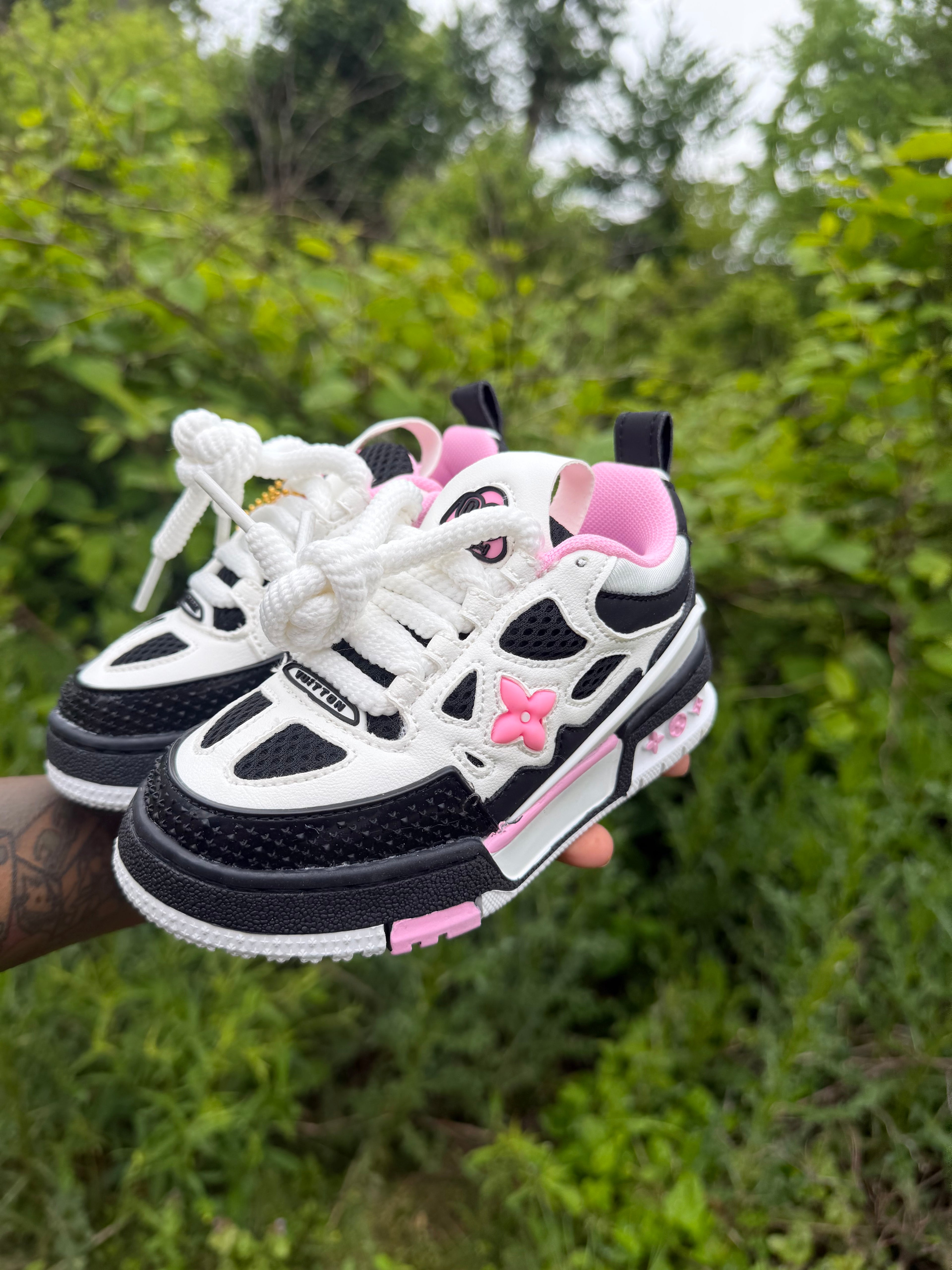 Pink & Black Steppers