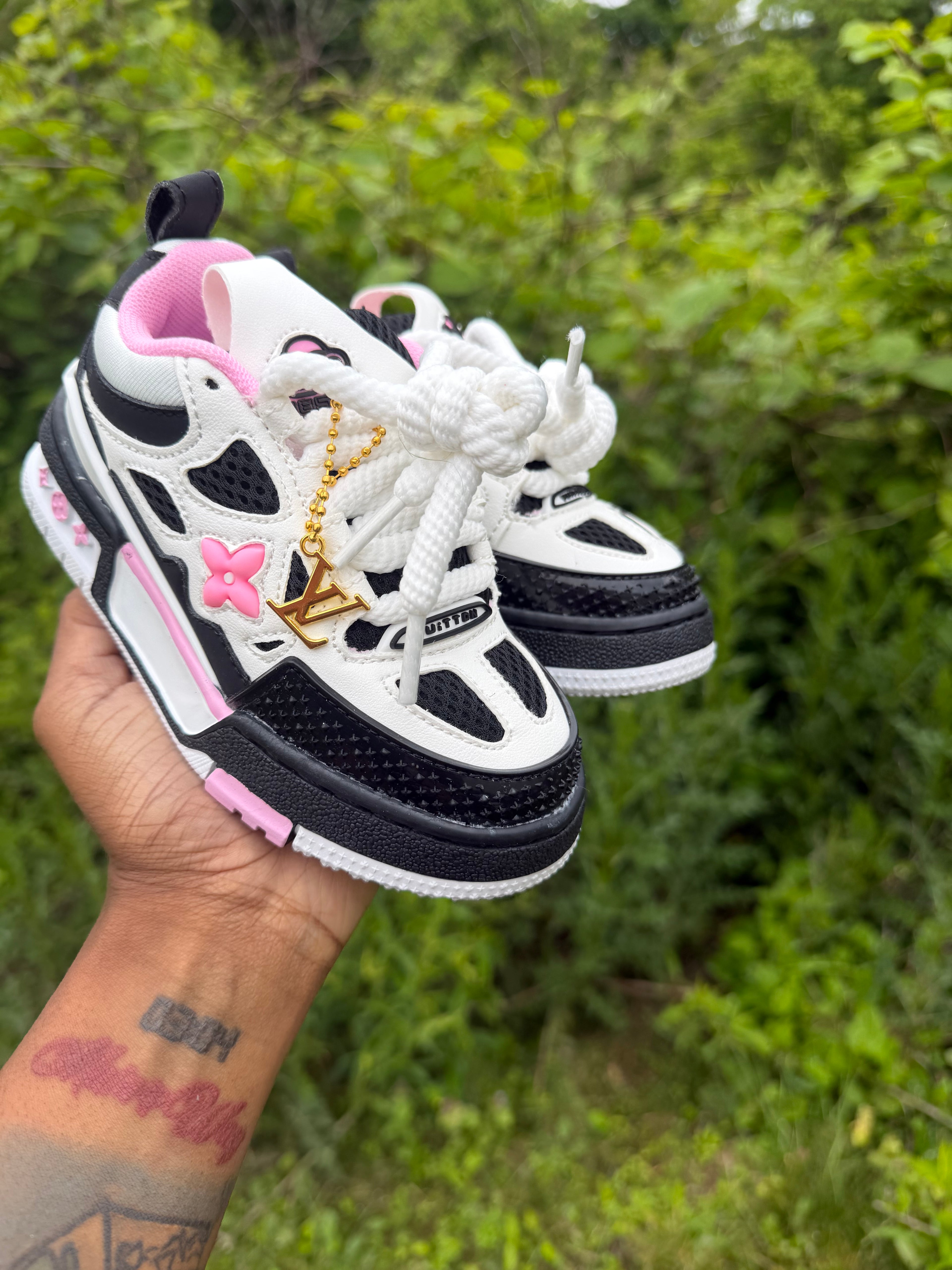 Pink & Black Steppers